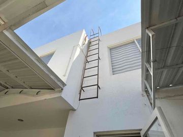 CASA EN VENTA EN QUINTA LOS NARANJOS