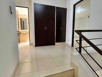 CASA EN VENTA EN QUINTA LOS NARANJOS