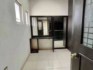CASA EN VENTA EN QUINTA LOS NARANJOS