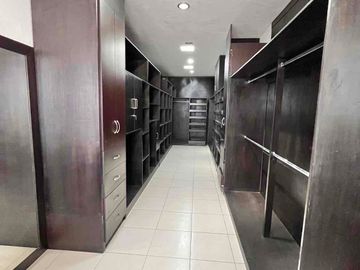 CASA EN VENTA EN QUINTA LOS NARANJOS