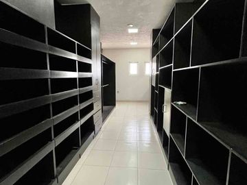CASA EN VENTA EN QUINTA LOS NARANJOS