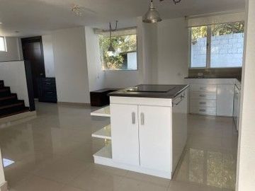 CASA EN VENTA, SECTOR SANTA ROSA TUMBACO, $267000