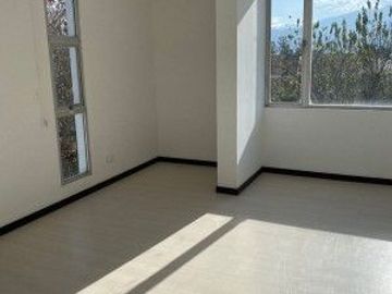 CASA EN VENTA, SECTOR SANTA ROSA TUMBACO, $267000
