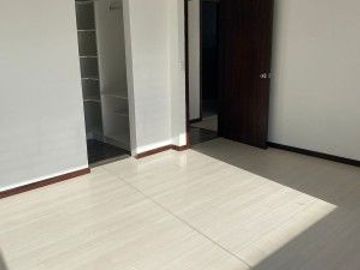 CASA EN VENTA, SECTOR SANTA ROSA TUMBACO, $267000