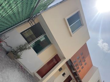 CASA EN VENTA DE 3 RECÁMARAS EN COL. JARDINES DE SANTIAGO PUEBLA