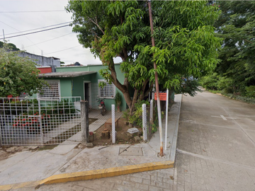 Casa en Calle Miguel Padilla, Del Valle, Tonalá, Chiapas ¡NO CRÉDITOS!