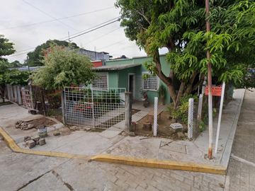 Casa en Calle Miguel Padilla, Del Valle, Tonalá, Chiapas ¡NO CRÉDITOS!