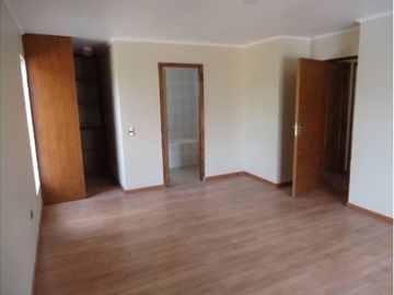 ESTUPENDA CASA EN PARCELA,SECTOR LA PALMA, QUILLOTA 4 DORM 2 BAÑOS