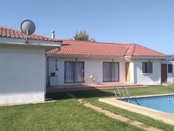 ESTUPENDA CASA EN PARCELA,SECTOR LA PALMA, QUILLOTA 4 DORM 2 BAÑOS