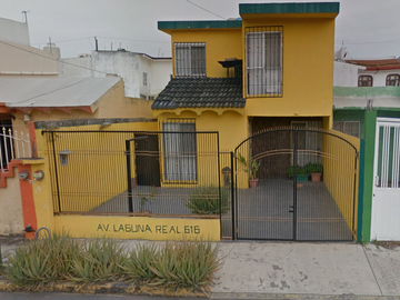 Hermosa Casa en VeracruZ Laguna Real