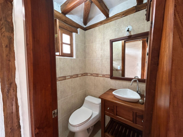 Casa en renta en EXCLUSIVA URBANIZACIÓN de Los Chillos - Sangolqui