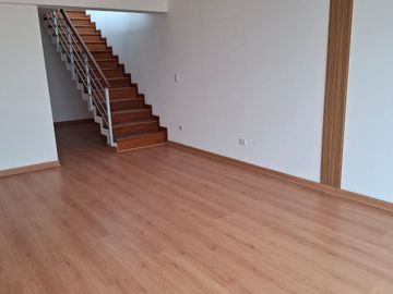 DEPARTAMENTO ESTRENO DÚPLEX VELASCO ASTETE 2226 VISTA ALEGRE SURCO. ENTREGA INMEDIATA. PRECIO INCLUYE COCHERA. 3 DORMITORIOS. 155 m2.