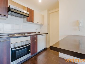 2 Dorm + 1 baño y estacionamiento. Metro Matta. Moderno y luminoso. Santa Rosa 835