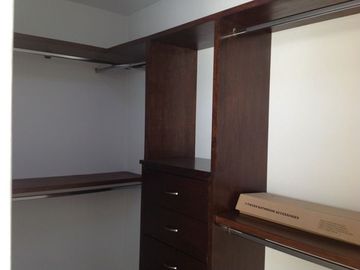 Casa Estilo Mexicano Contemporáneo en privada con áreas verdes y juegos infantiles