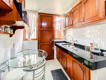 🏡🔑 ¡𝗢𝗣𝗢𝗥𝗧𝗨𝗡𝗜𝗗𝗔𝗗 Ú𝗡𝗜𝗖𝗔! En Venta Hermosa Casa en Mayorazgo, Límite con La Molina 🌟