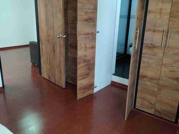 Se vende o se renta bonita casa de lujo en Cotacachi