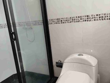 Se vende o se renta bonita casa de lujo en Cotacachi