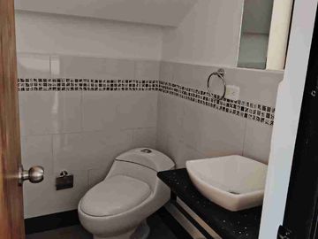 Se vende o se renta bonita casa de lujo en Cotacachi