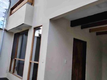 Se vende o se renta bonita casa de lujo en Cotacachi