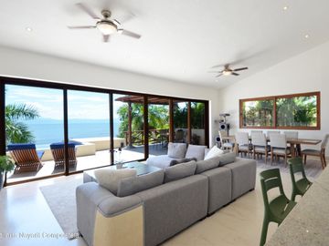 VILLA 2 Niveles en PUNTA ESMERALDA OPORTUNIDAD