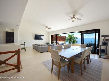 VILLA 2 Niveles en PUNTA ESMERALDA OPORTUNIDAD