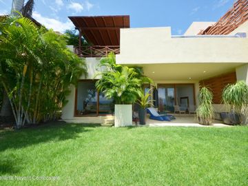 VILLA 2 Niveles en PUNTA ESMERALDA OPORTUNIDAD