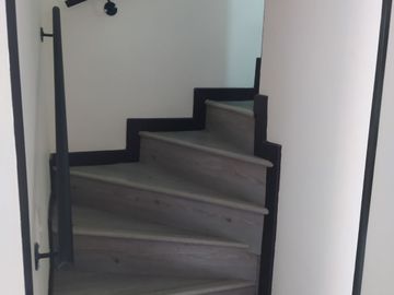 ¡SE VENDE ESPECTACULAR CASA!