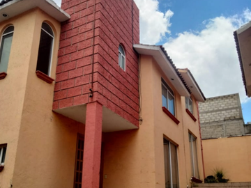Casa en Atizapán de Zaragoza ¡Adquiérela por debajo de su valor comercial!
