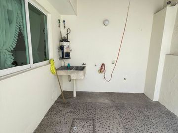 CASA EN VENTA EN REAL PATRIA