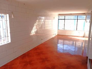 🏡 Casa Esquina en Los Cóndores – Condominio Las Amapolas, Talcahuano