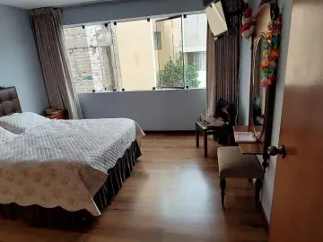 CASA EN URB. LOS CIPRESES