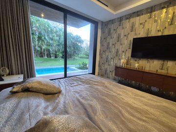 Casa  de lujo con alberca privada en venta, Yucatán Country Club, Mérida