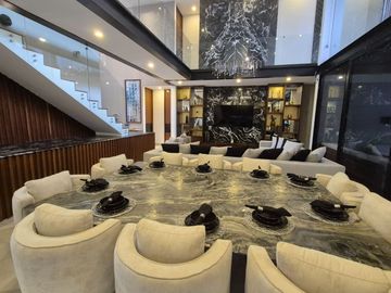 Casa  de lujo con alberca privada en venta, Yucatán Country Club, Mérida