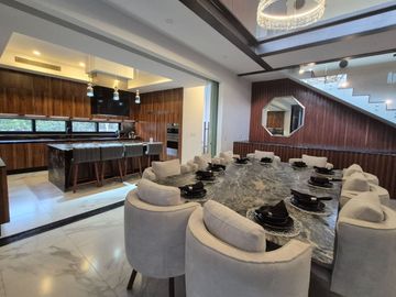 Casa  de lujo con alberca privada en venta, Yucatán Country Club, Mérida