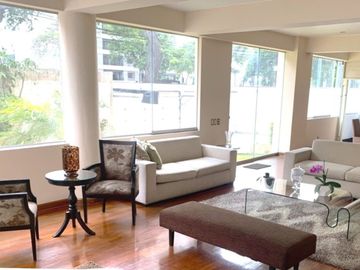 Venta espectacular departamento en San Isidro 714m2, jardines, 10 estacionamientos