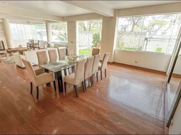 Venta espectacular departamento en San Isidro 714m2, jardines, 10 estacionamientos