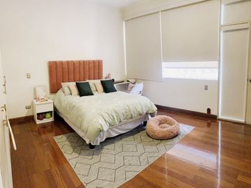 Venta espectacular departamento en San Isidro 714m2, jardines, 10 estacionamientos