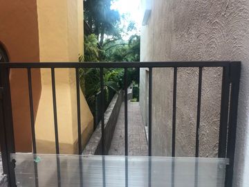 CASA EN VENTA EN LAS CAÑADAS