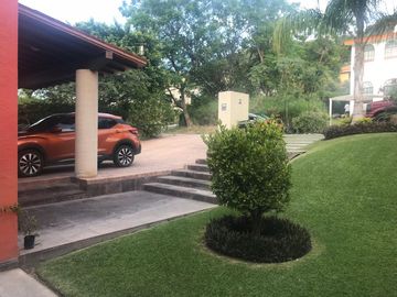 CASA EN VENTA EN LAS CAÑADAS