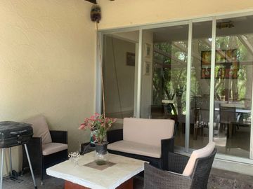 CASA EN VENTA EN LAS CAÑADAS