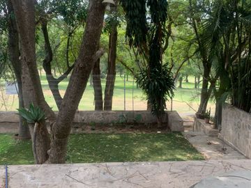 CASA EN VENTA EN LAS CAÑADAS