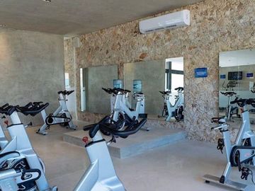 Residencia en Venta en Privada Arbórea Conkal Yucatán