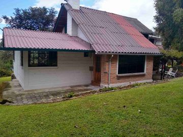 Venta de Hacienda de 40 hectáreas en Imantag