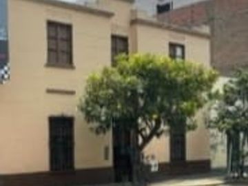 Venta Casa en Surquillo. Oportunidad Única de Inversión.