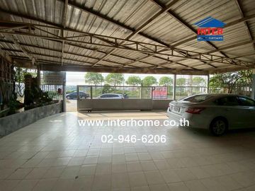 Home office 3.5 floors 107.9 sq.w. Home office near Tha Kham fresh market, Bang Khun Thian-Chaitalay Road, Thian Thale Road, Rama 2 Road, Bang Khun Th