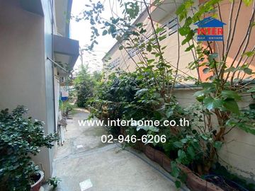 Home office 3.5 floors 107.9 sq.w. Home office near Tha Kham fresh market, Bang Khun Thian-Chaitalay Road, Thian Thale Road, Rama 2 Road, Bang Khun Th