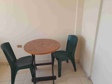 Se alquila habitación con baño privado en San Bartolo