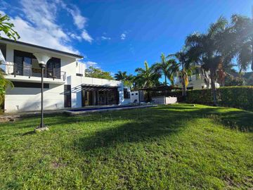 VENDO ESPECTACULAR CASA DE DESCANSO EN ANAPOIMA CUNDINAMARCA  EN CONDOMINIO.