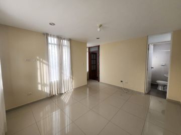 CASA EN VENTA EN ZONA RESIDENCIAL DE SACHACA