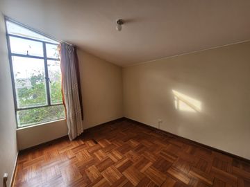 CASA EN VENTA EN ZONA RESIDENCIAL DE SACHACA